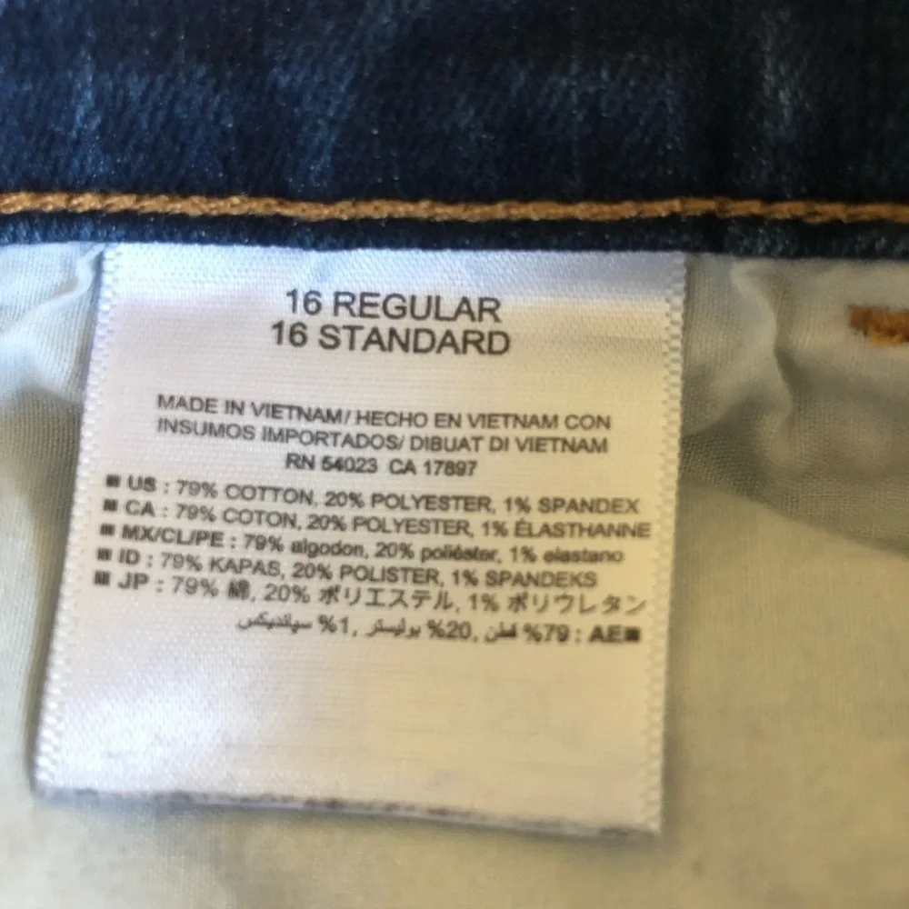 Old Navy Girls Stretch Bermuda Denim Shorts Size 16Y